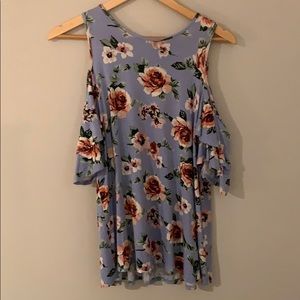 Cold-shouldered Floral patterned Top